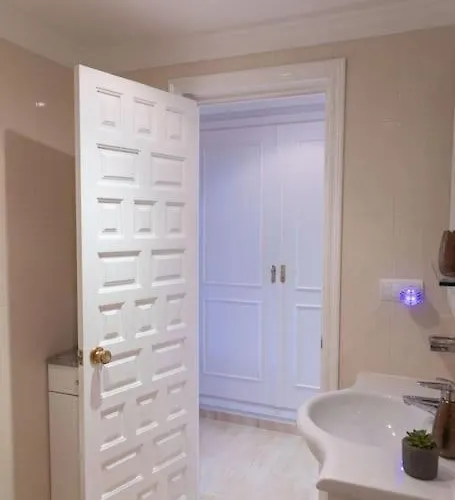 Azahara 1 2b Apartment *